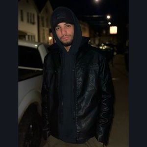 Meet your Posher, Ahmed